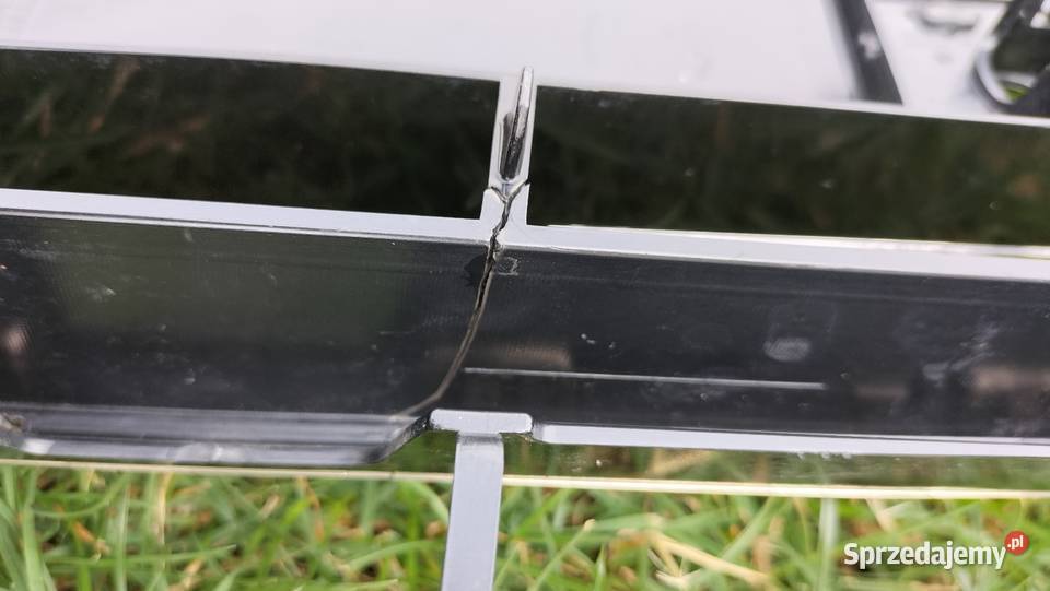 Grill atrapa Audi A6 C7 lift PDC chrom używany Chocianów