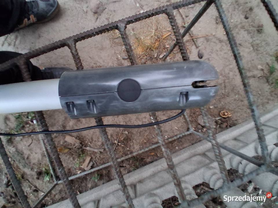 Bramowy siłownik śrubowy polargos 24v 120w Szczawinek