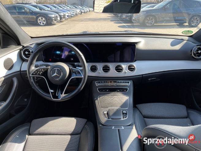 MERCEDESBENZ E 220 2022 1993 ccm 200 sprzedam