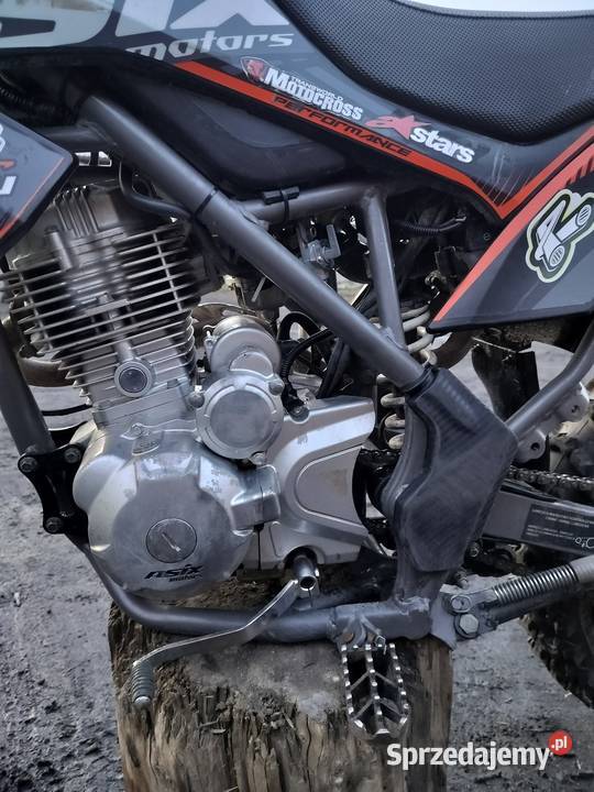 Asix Defender 150 150cm3