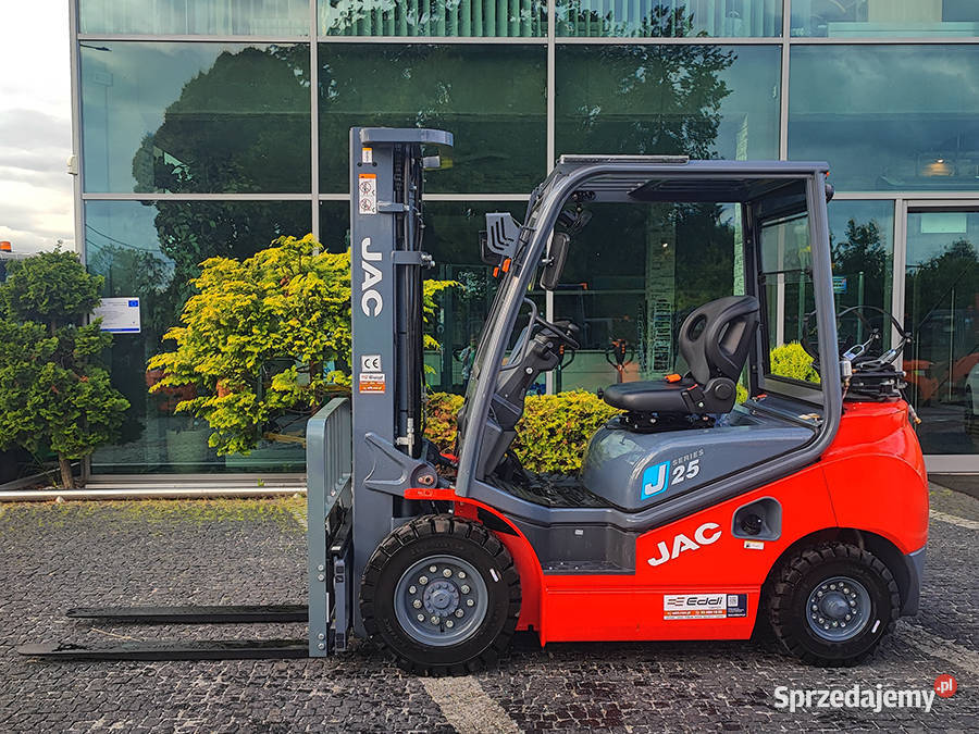 Wózek widłowy JAC CPQYD25 25 t triplex 5 m LPG