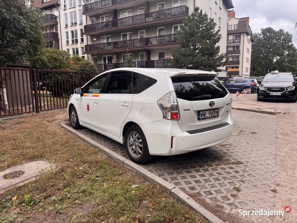 Toyota Prius Plus LPG 136KM mazowieckie Marki