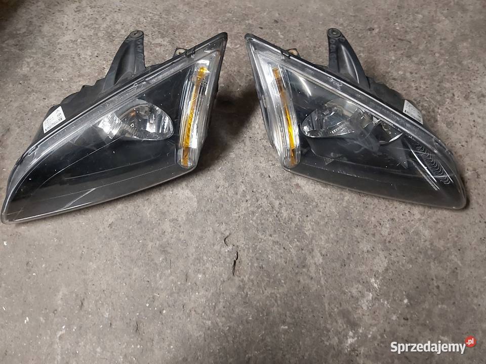 Lampa przód ford Focus mk2 anglik Lampy przednie Toruń