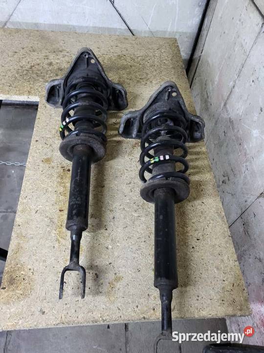 mocowania i amortyzatory przód i tył komplet Rok produkcji 2003 Zawieszenie i amortyzacja Żory