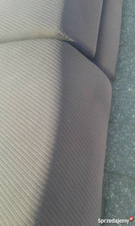 Audi 80 B4 sedan komplet foteli granatowych