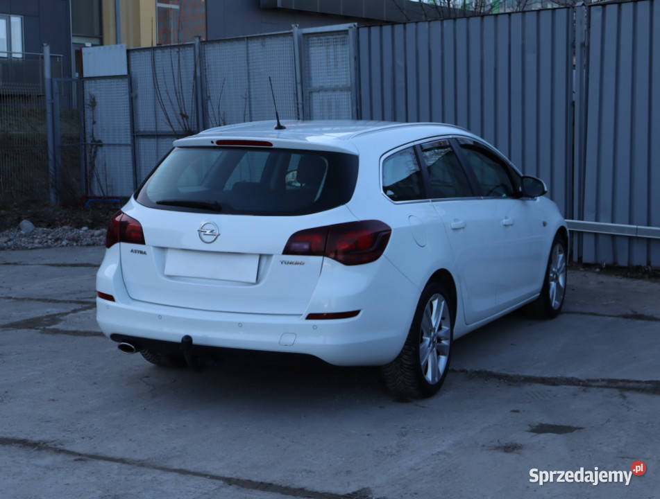 Opel Astra 14 T Piaseczno