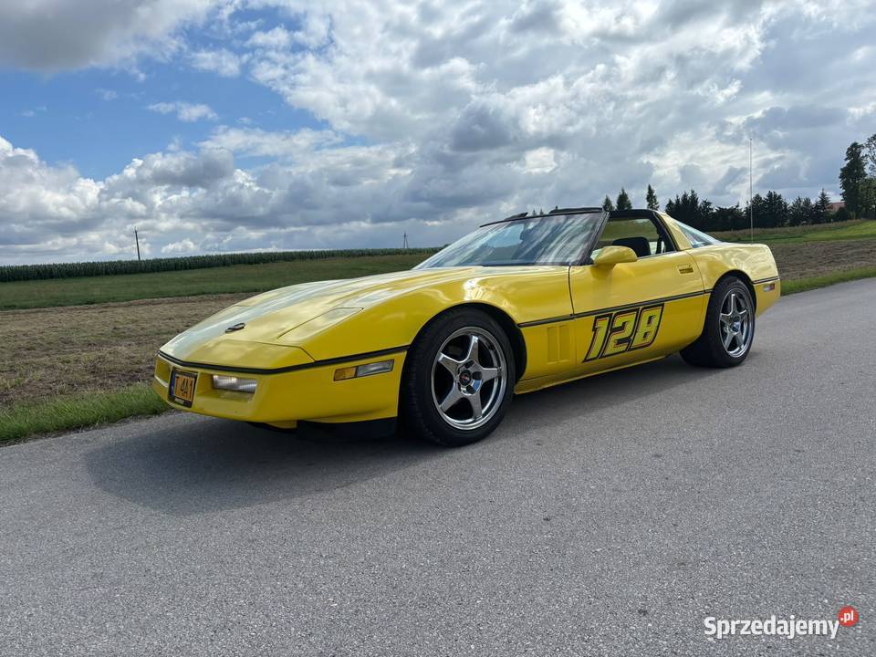 Chevrolet Corvette C4 zabytkowa w pełni sprawna Rok produkcji 1984 Samochody osobowe Oksa