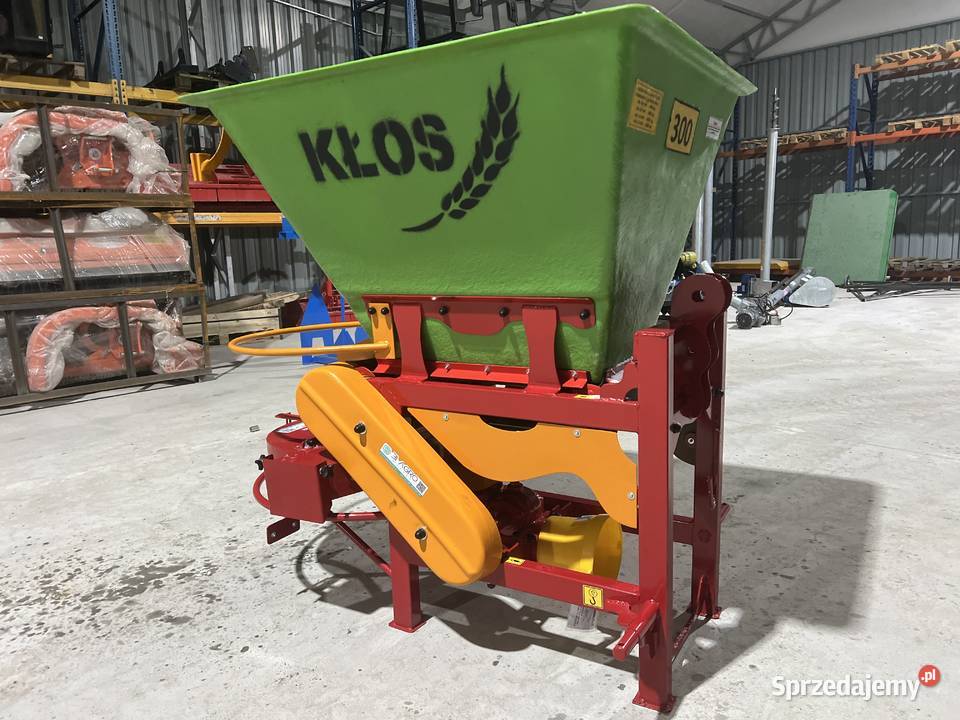 Rozsiewacz na taśmę SADOWNICZY 300 400 600 800 Słomczyn