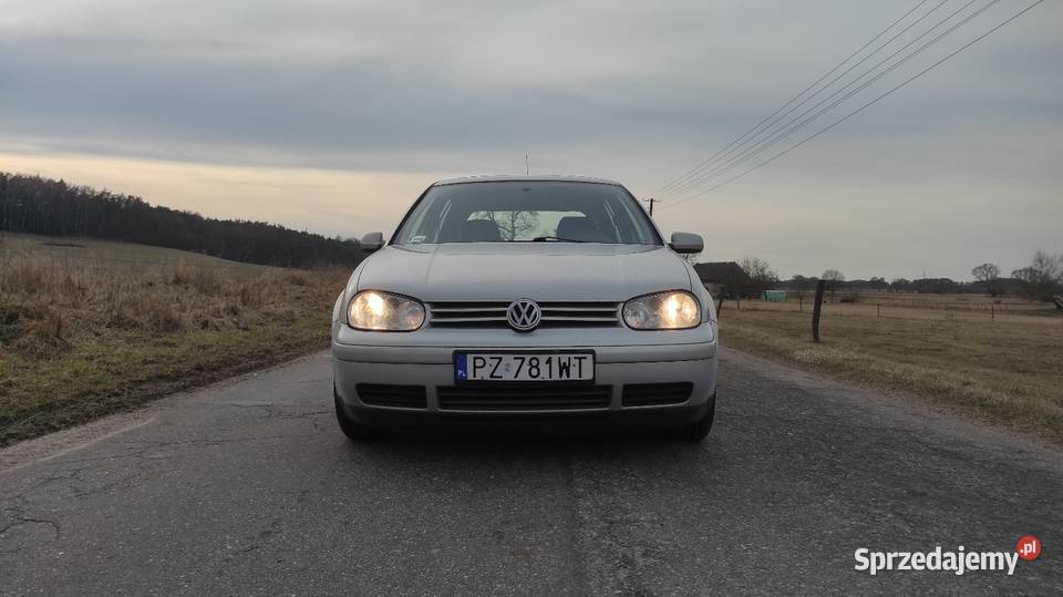 Volkswagen Golf 16 z gazem elektryczne szyby Chodzież sprzedam