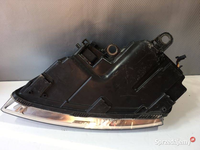 AUDI A8 PRAWA LAMPA BIXENON PRZÓD