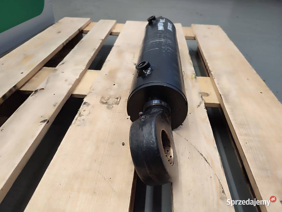Siłownik poziomowania łyżki Manitou MLT 626 sprzedam