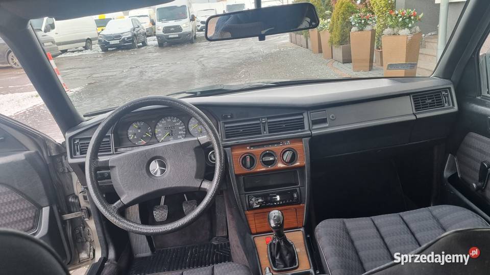 Mercedes W201 190e nieuszkodzony W201  opolskie Opole