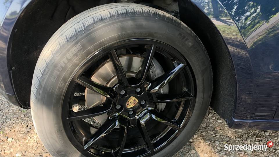 Porsche Macan 20 Gołotczyzna