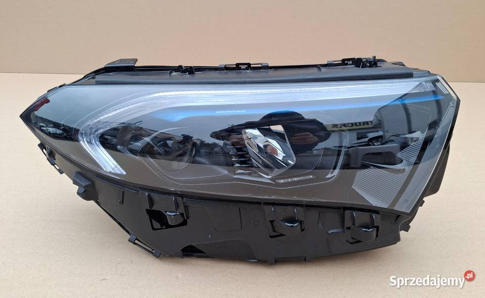 MERCEDES EQB EQA W243 REFLEKTOR PRAWY FULL LED Bieleń