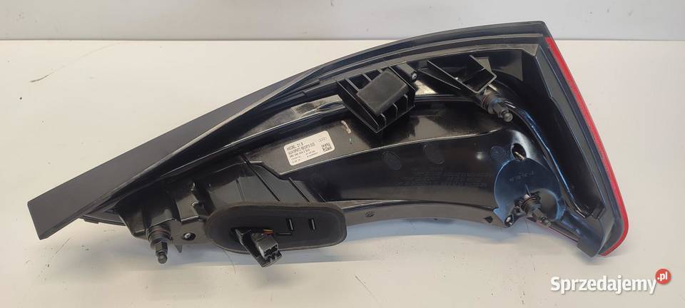 AUDI Q5 8R LAMPA PRAWY TYŁ 8R0945094C sprzedam