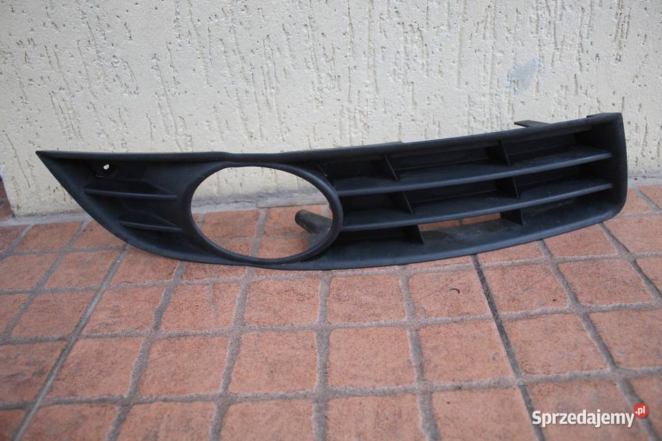 KRATKA ZDERZAKA PRAWY PRZÓD VW PASSAT B6 Karoseria sprzedam