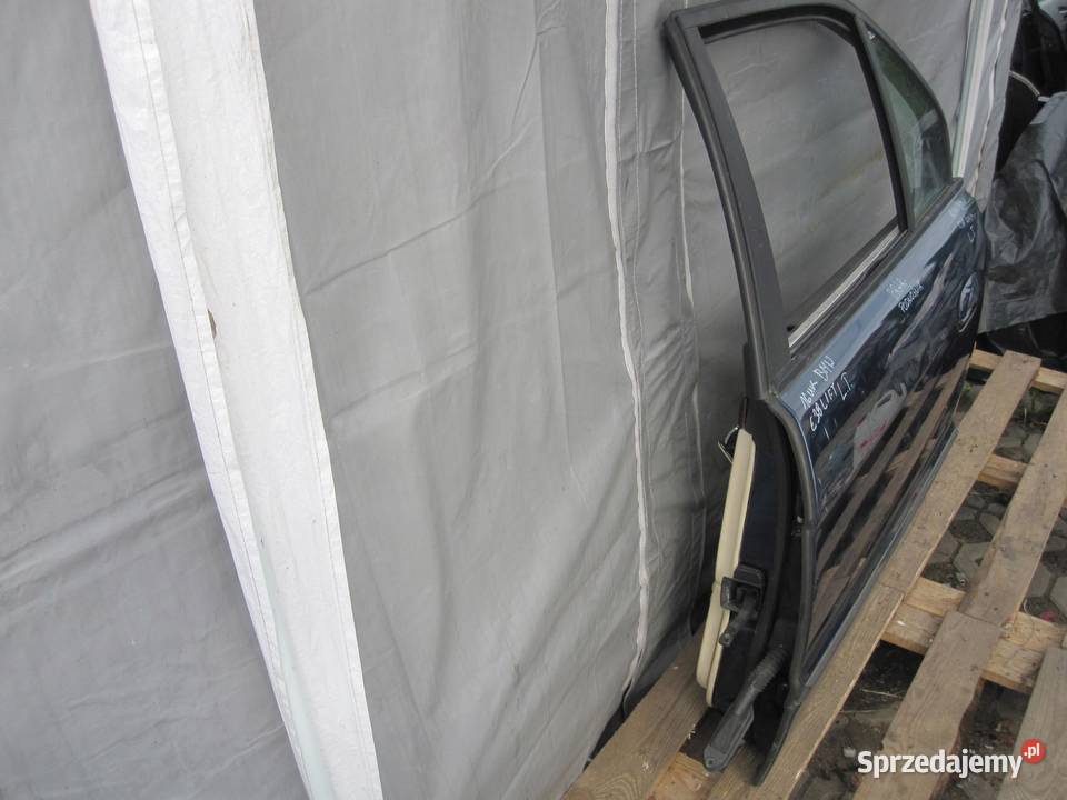 BMW E38 LIFT 01r drzwi lewe tył osobowe