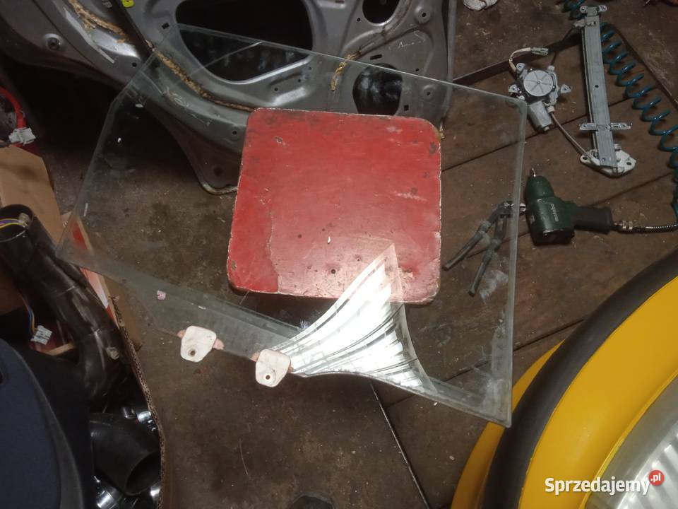 Szyba tylna lewa Honda Jazz 0208 łódzkie Łódź