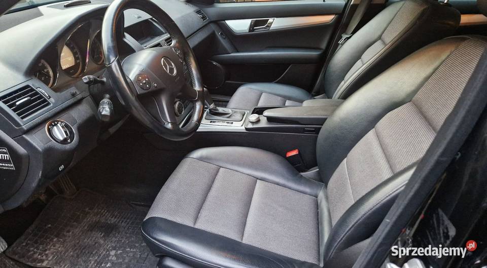 MercedesBenz C200 AUTOMAT półskóra xenony rej ew ASR (kontrola trakcji) małopolskie Kraków sprzedam