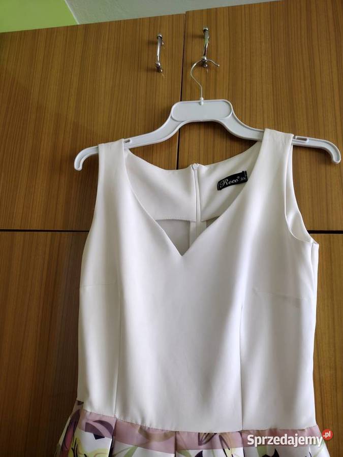 Piękna sukienka rozkloszowana Lubartów