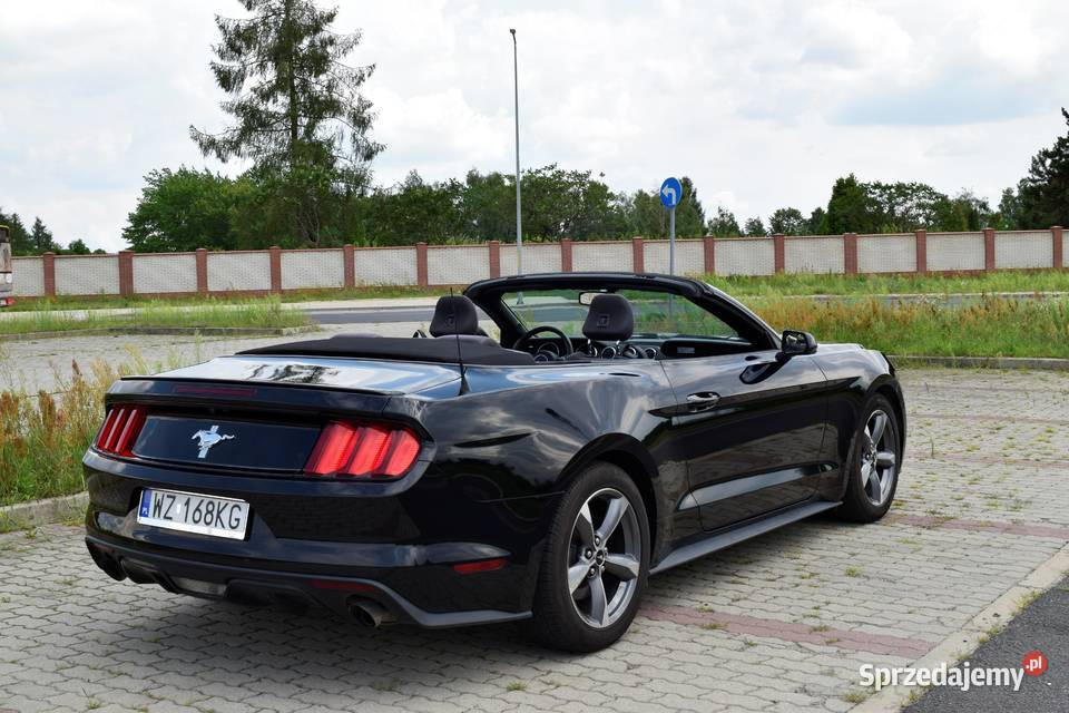 Ford mustang Cabrio 37 benz 66000 super stan Łomianki