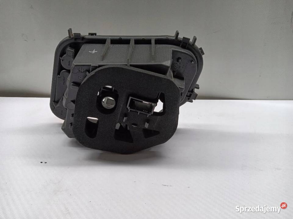 WKŁAD ZAŚLEPKA LAMPY LEWY TYŁ VW POLO VI osobowe wielkopolskie sprzedam