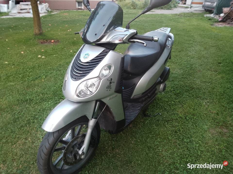 Piaggio carnaby 125 czterosuwowy