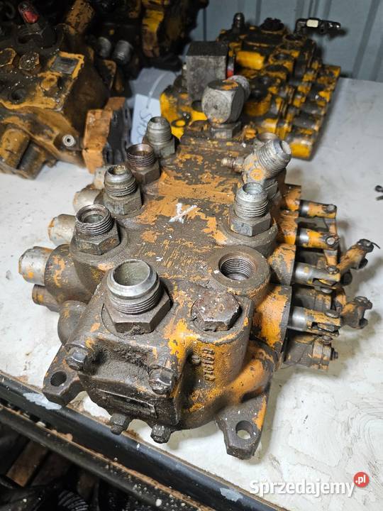 Rozdzielacz Hydrauliczny Case 580 D 580 G 680 K pomorskie Gdynia