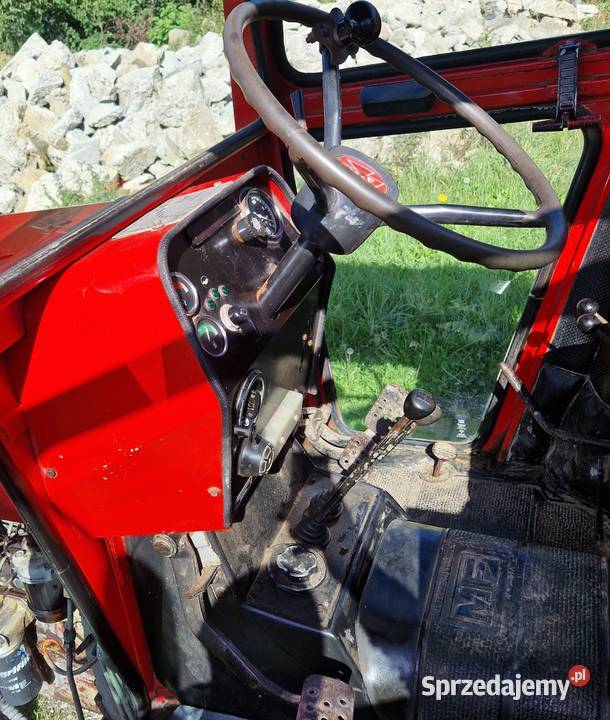 Massey Ferguson 550 wspomaganie kier