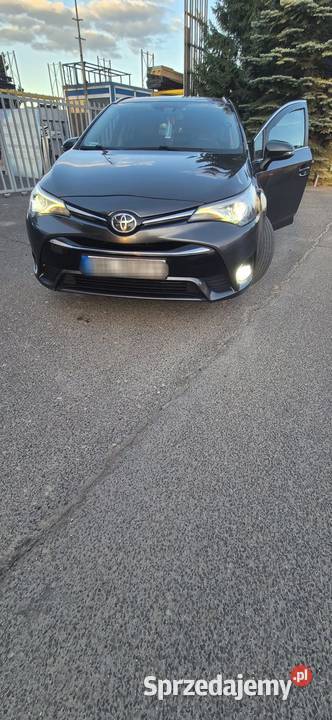 Sprzedam Toyota Avensis 2016r 20d Rok produkcji 2016 Słupno