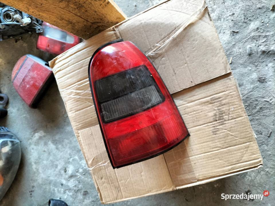 Opel Vectra B Lampa tył tylna kombi lewa osobowe Kamień-Kolonia