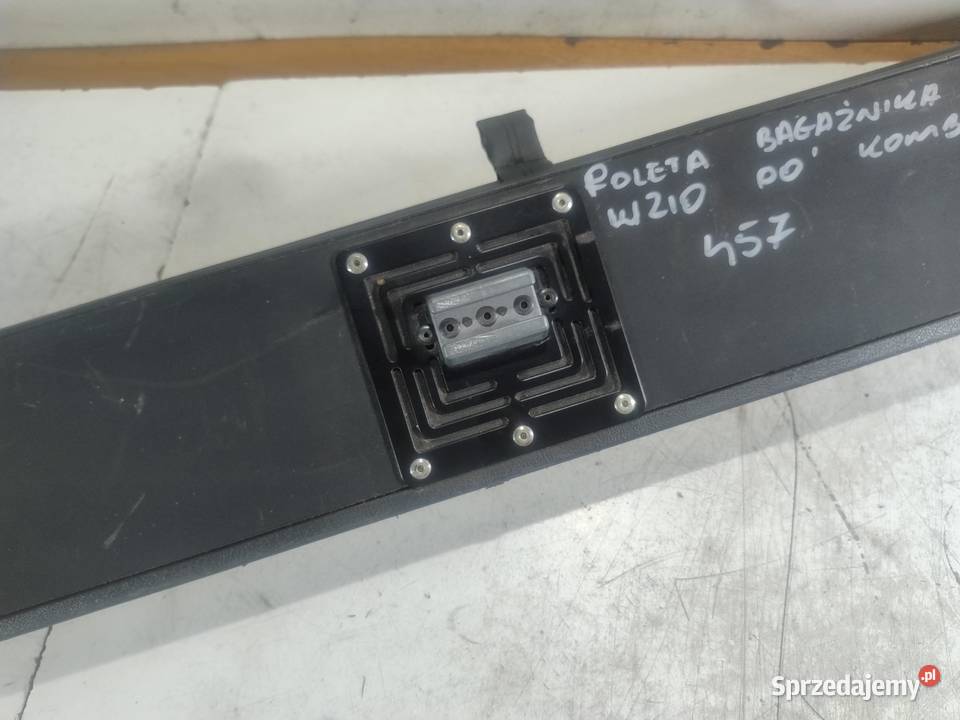 ROLETA BAGAŻNIKA MERCEDES W210