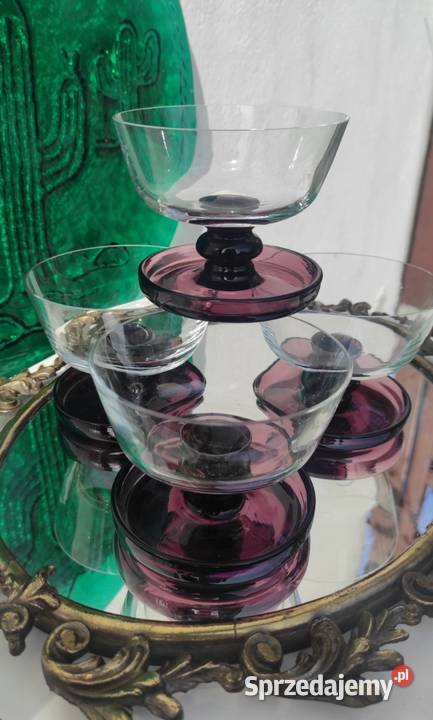 Kolekcjonerskie pucharki na podstawie ze szkła łódzkie sprzedam