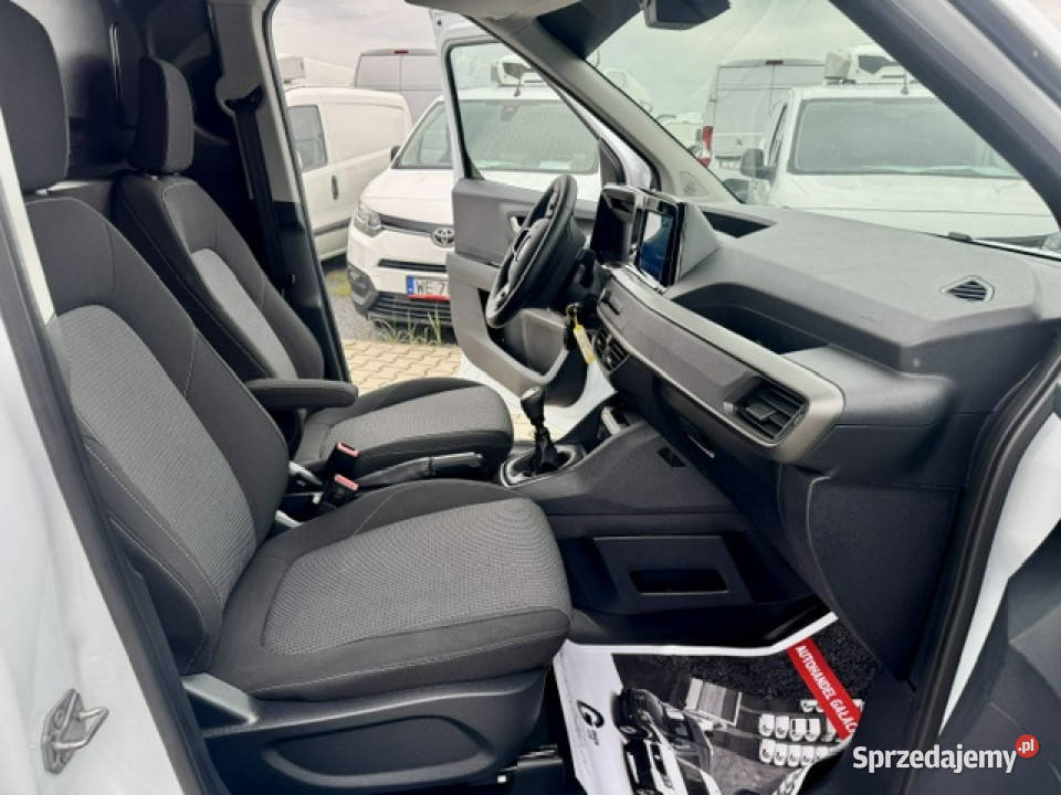 Ford Transit Courier SALON 40 10 BENZYNA KLIMA 100KM Leszno