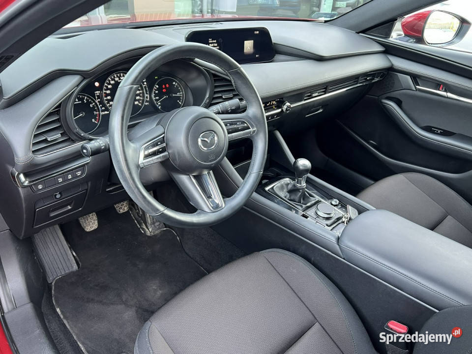 Mazda 3 3 20 SKYACTIVG Kanjo 122 6MT Mild Hybrid gniazdo USB