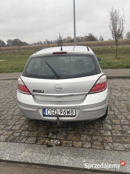 Opel Astra H 2005 14 Easytronic benzyna Astra Ostrowite