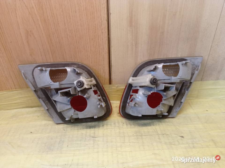 BMW 3 E46 COUPE LAMPA W KLAPĘ LEWA PRAWA TYŁ Międzychód sprzedam