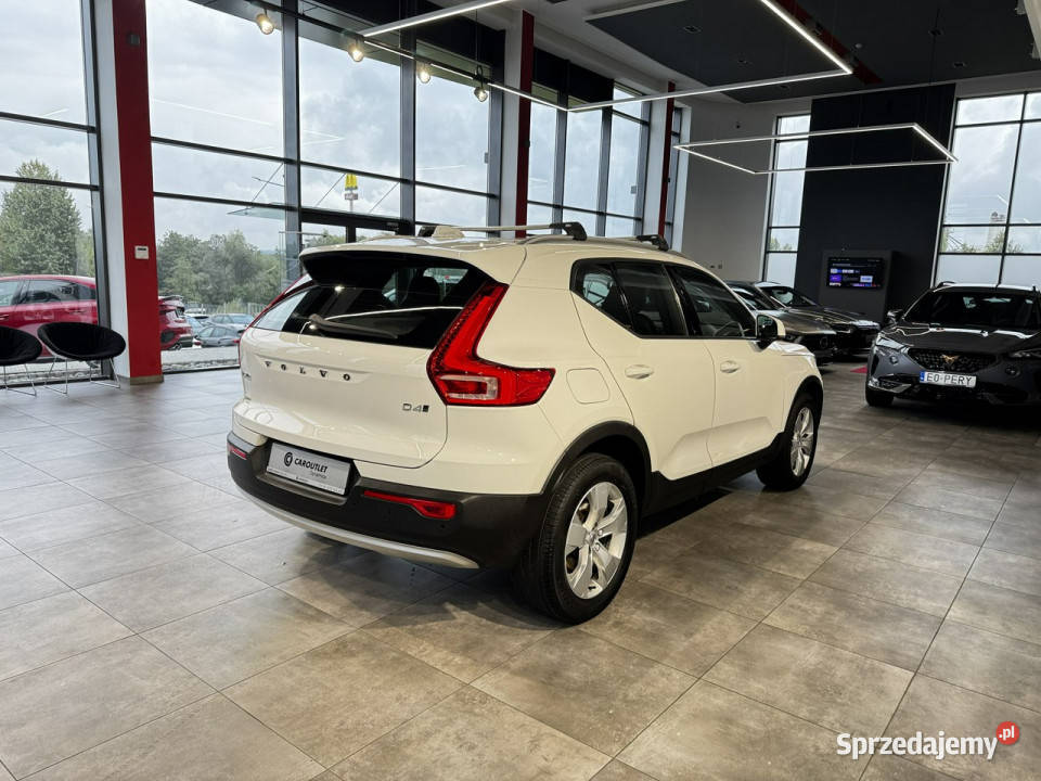 Volvo XC 40 20 D4 190 automat AWD 2018 r salon Myślenice