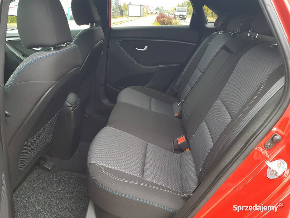 Hyundai i30 16 Benzyna Klima Czarna Podsufitka światła LED i30 kujawsko-pomorskie Włocławek