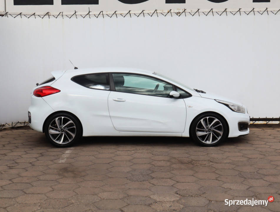 Kia Ceed 10 TGDI sprzedam