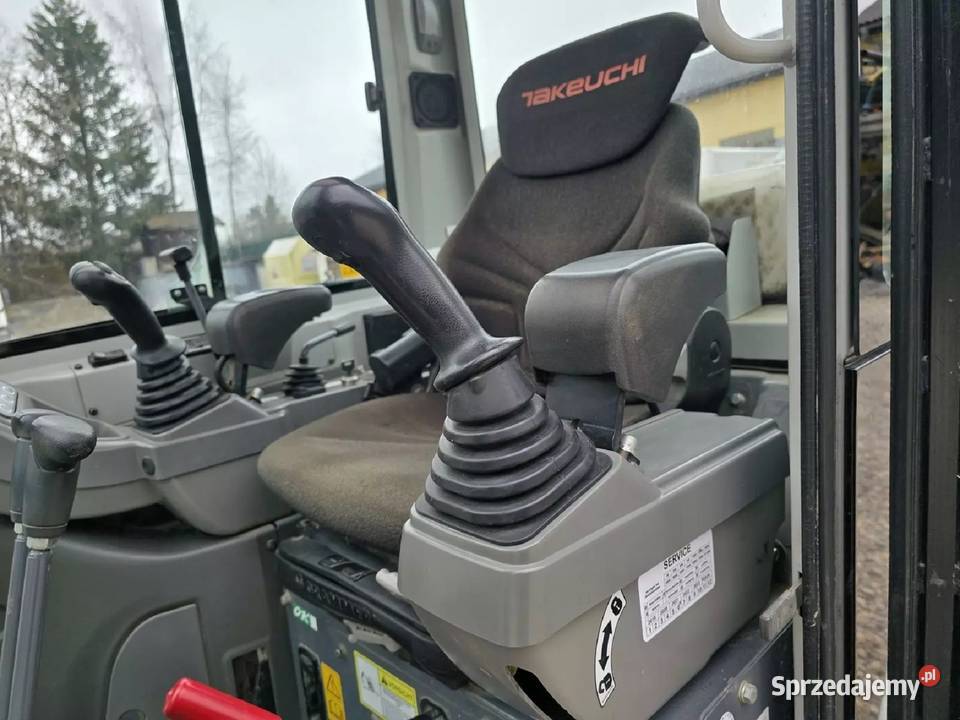 Minikoparka Takeuchi TB225Stan Wacławów sprzedam