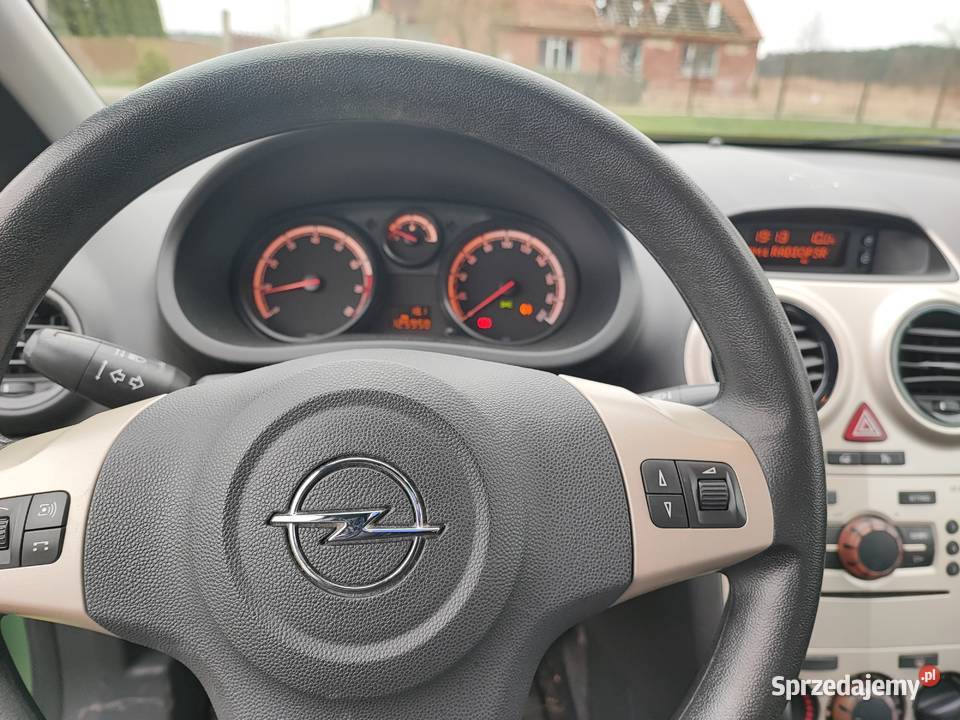 Opel corsa D 3d 10 2009 listopad 125 0 rdzy kat 999cm3 sprzedam
