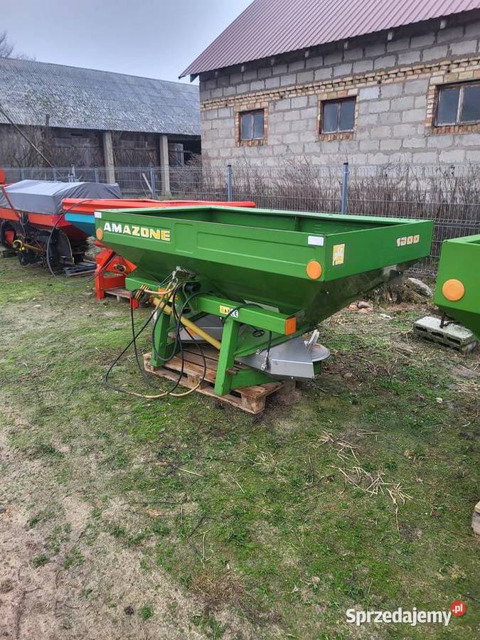 Rozsiewacz Amazone M Novis