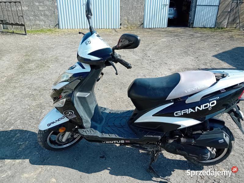 Sprzedam Skuter VONROAD Gulbiny sprzedam