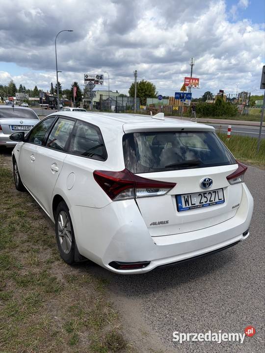 Toyota Auris hybryda Warszawa