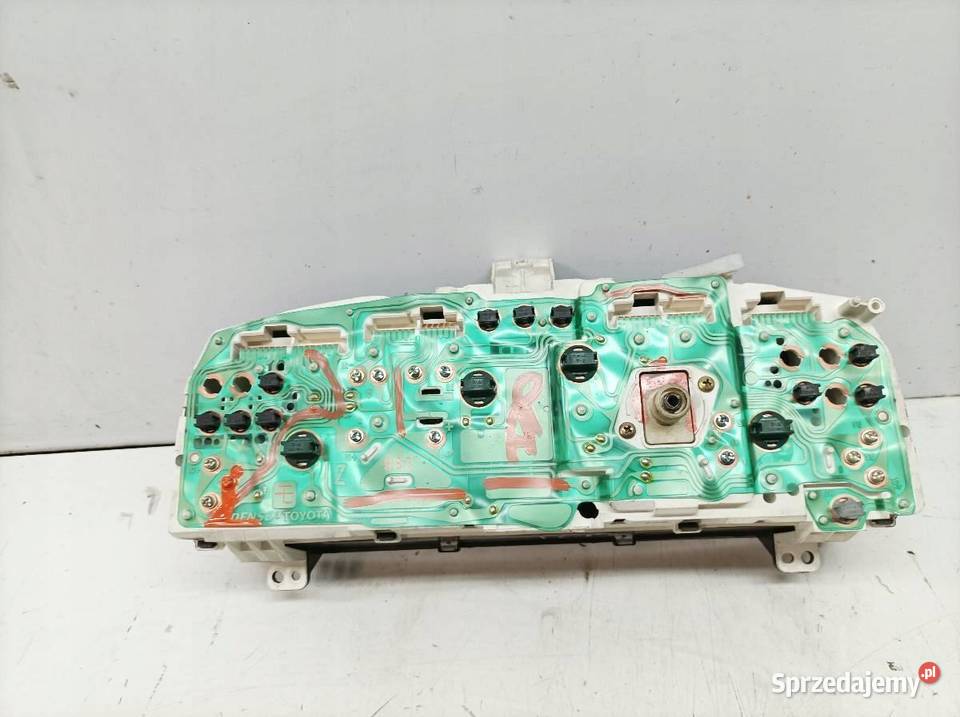 LICZNIK 838001A841 13 B Toyota Corolla VIII