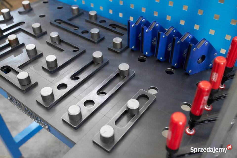 STÓŁ SPAWALNICZY 600 X 1000 SYSTEM 28 NARZĘDZIA Poznań