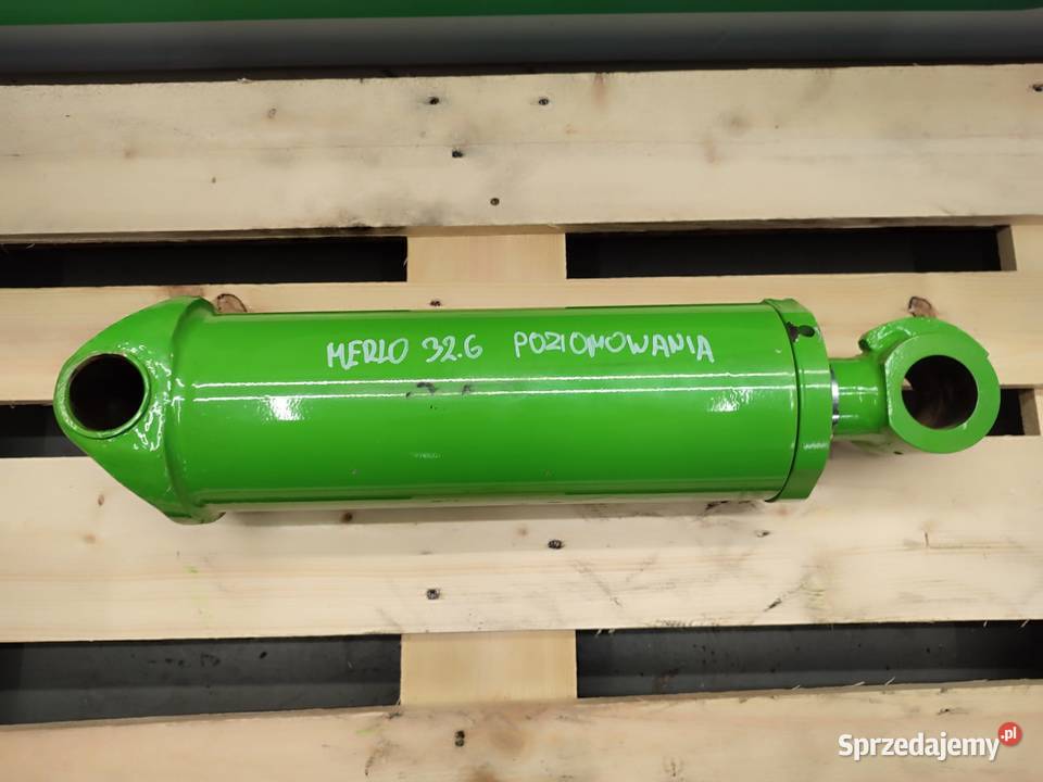 Siłownik kompensacji Merlo P326 Wilkowo sprzedam