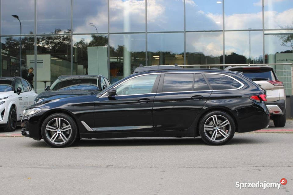 BMW SERIA 5 2023r Lasery Ambienty Podgrz Fot Kraków