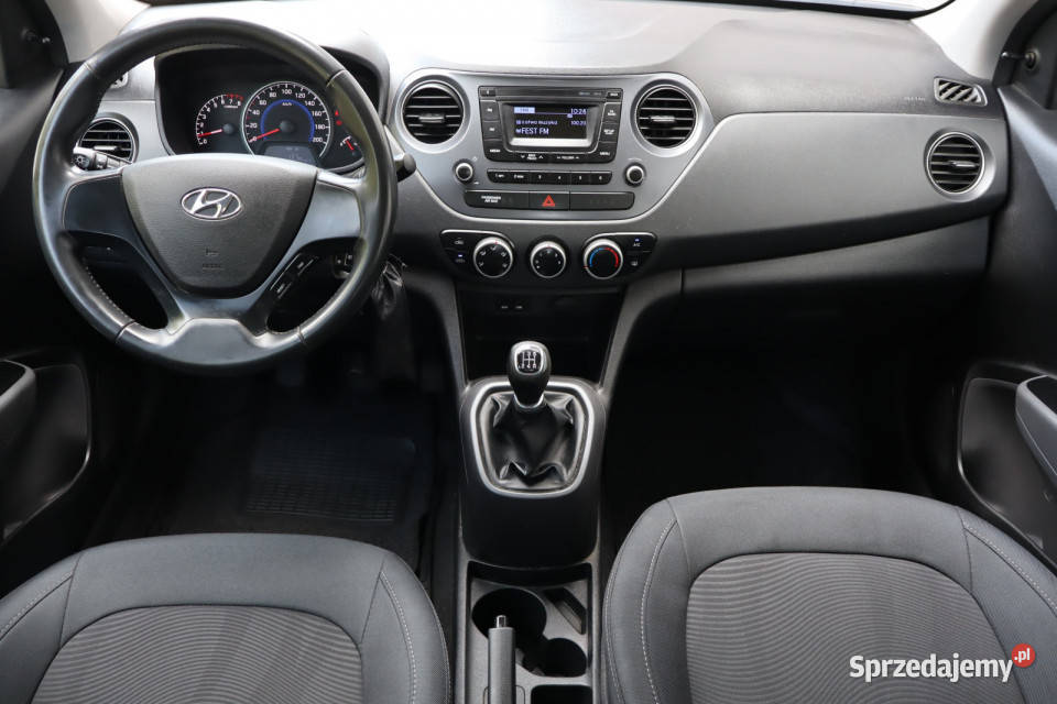 Hyundai i10 10 isofix sprzedam